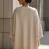 Suéter Poncho Anneta de Gran Tamaño
