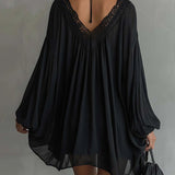 Vestido Mini de Chiffon Negro con Encaje Laura