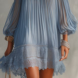 Vestido Mini Arrugado Azul con Hombros Descubiertos y Cierre de Encaje Soffia