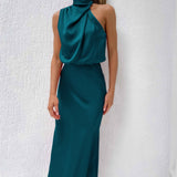 Vestido Largo de Satén con Cuello Halter Carlina