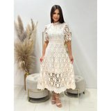 Vestido Moderno de Encaje Melina