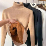 Suéter de Cuello Alto Clásico