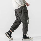 Pantalón Cargo Tapered Alpha