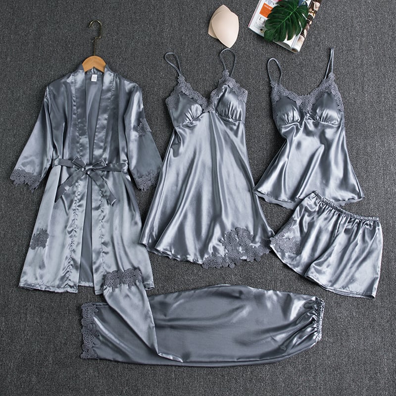 Conjunto de Pijama Helene de 5 Piezas