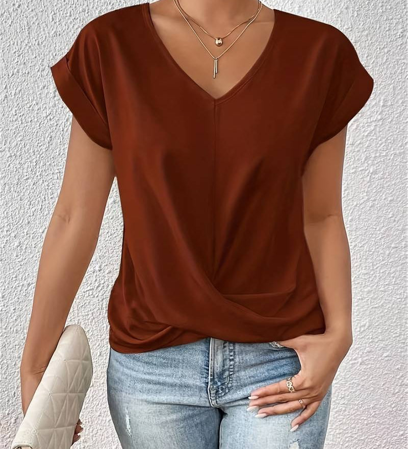 Camiseta Casual Cuello V Corazón Cleo