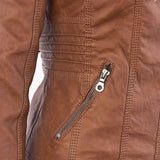 Chaqueta Moderna con Capucha Pia™