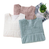 Blusa Plisada Laurienne™ con Cuello en V