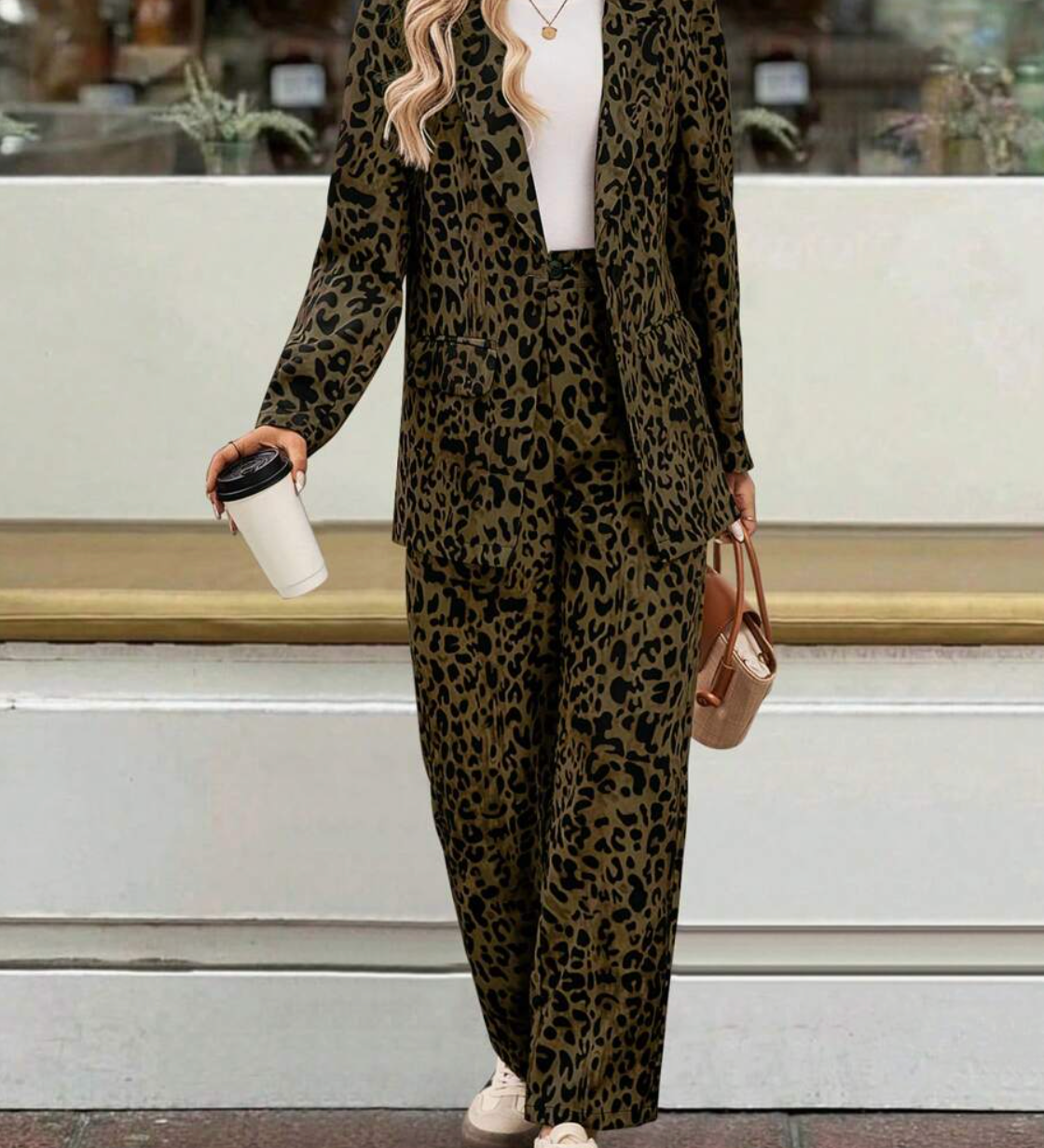 Conjunto de Loungewear Club™️ con Estampado de Leopardo