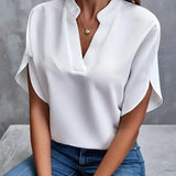 Camisa de Cuello en V Deborah Suave y Refinada