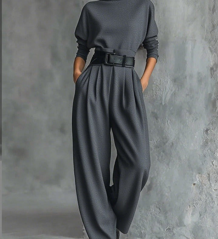 Conjunto de Cuello Alto y Pantalón Recto Juliet