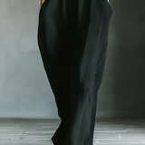 Vestido Maxi Negro Minimalista con Mangas de Kimono