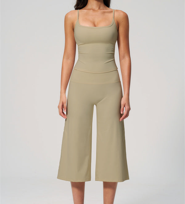 Conjunto de Top de Tirantes y Pantalones Cortos de Pierna Ancha Nexus