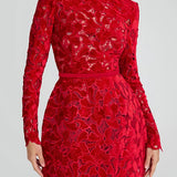 Vestido Corto Elegante de Encaje con Falda Tulipán Elora™