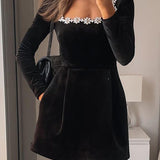 Vestido Corto Elegante de Terciopelo Colette™