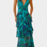 Vestido de Gasa Domenica con Escote en V y Capas Fluidas