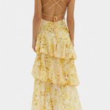 Vestido de Gasa Domenica con Escote en V y Capas Fluidas