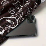Short de Malla con Diseño Paisley