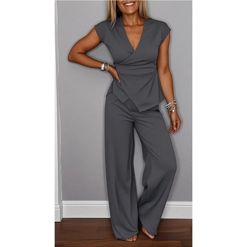 Conjunto Elegante de Top con Escote en V y Pantalón Ancho Palmira