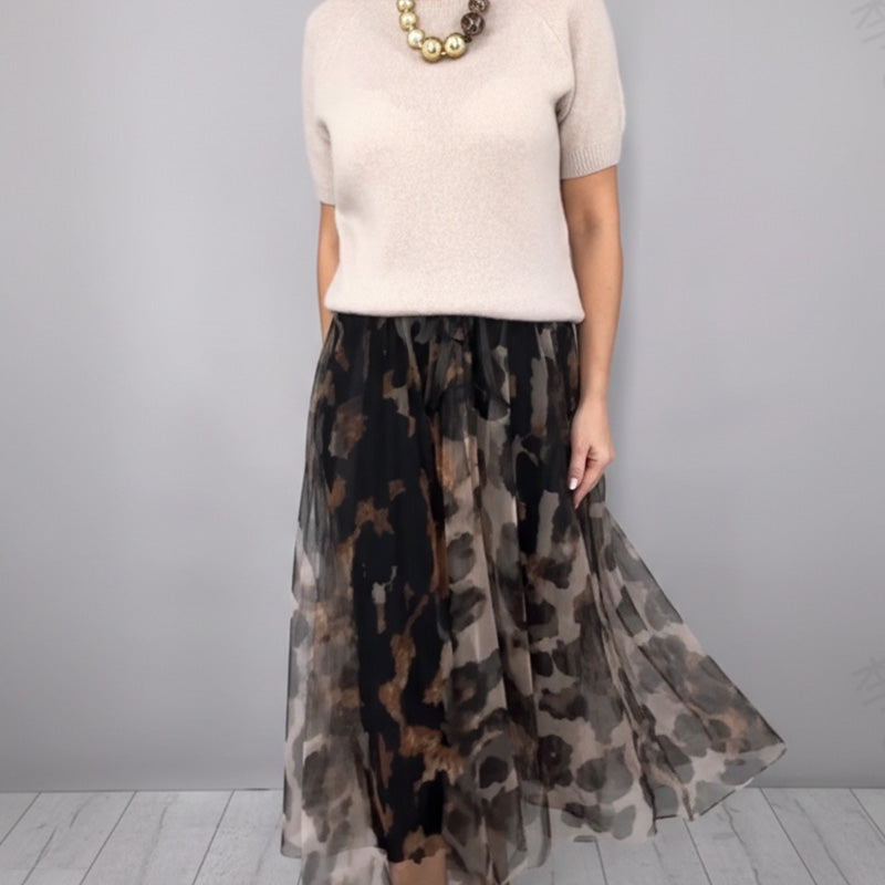 Conjunto de Dos Piezas Leopardo para Mujeres: Suéter y Falda Fluida
